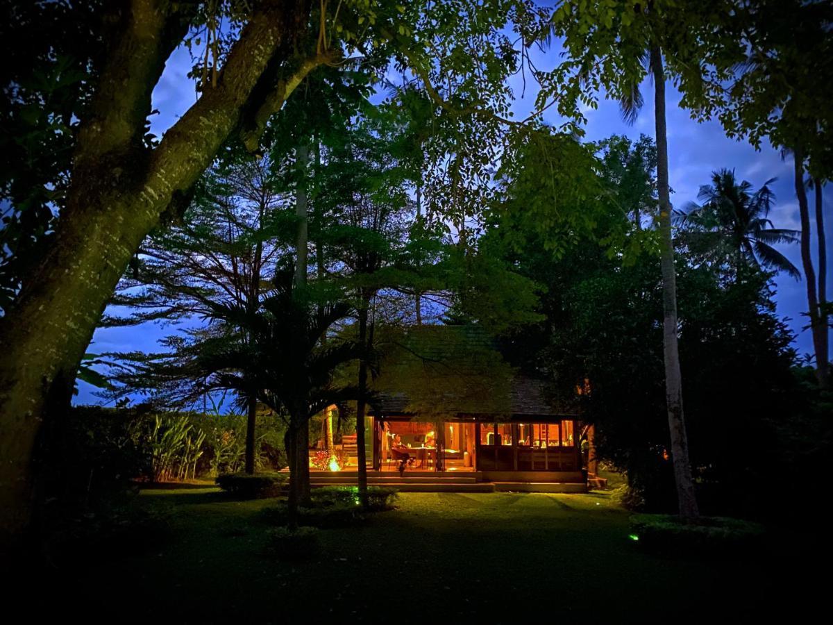 Hidden Heaven Rumah Barong Jasri ภายนอก รูปภาพ