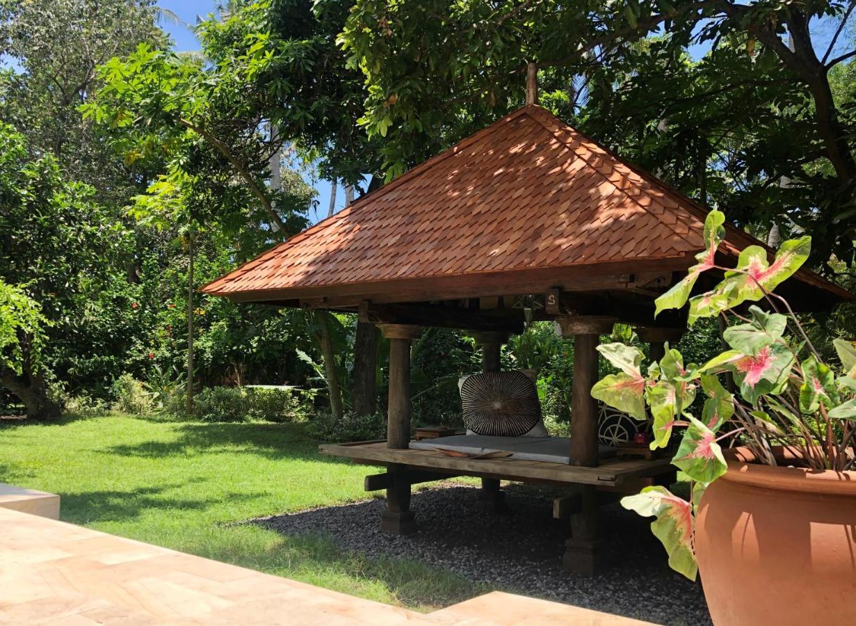 Hidden Heaven Rumah Barong Jasri ภายนอก รูปภาพ