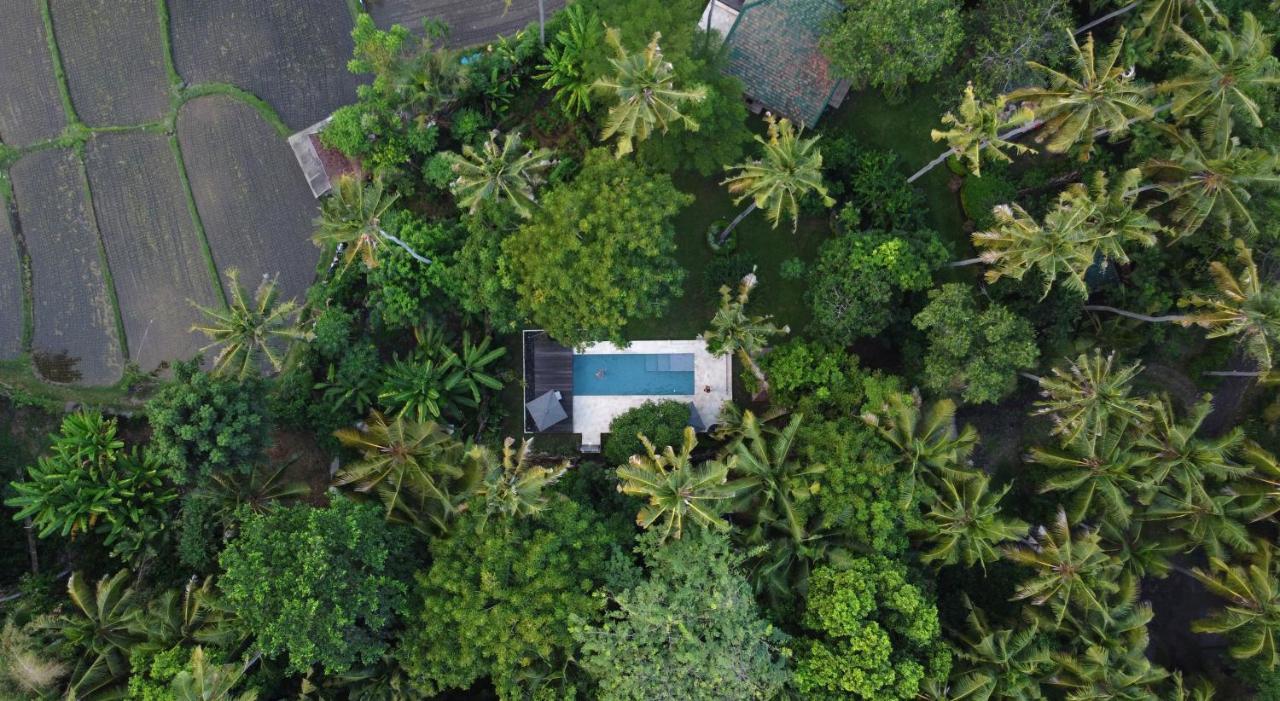 Hidden Heaven Rumah Barong Jasri ภายนอก รูปภาพ